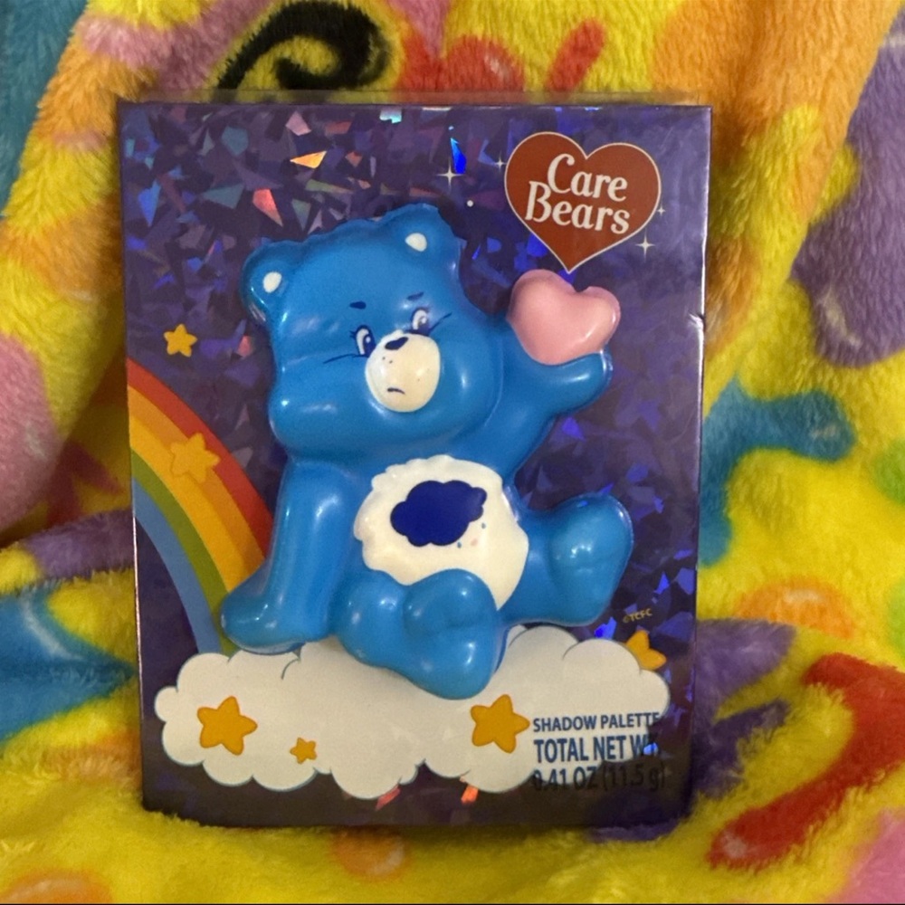 Care Bears Blue and Pink Shadow Palette NEW UNOPENED